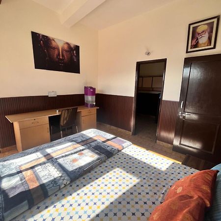 Residence Inn Homestay Shimla Eksteriør billede