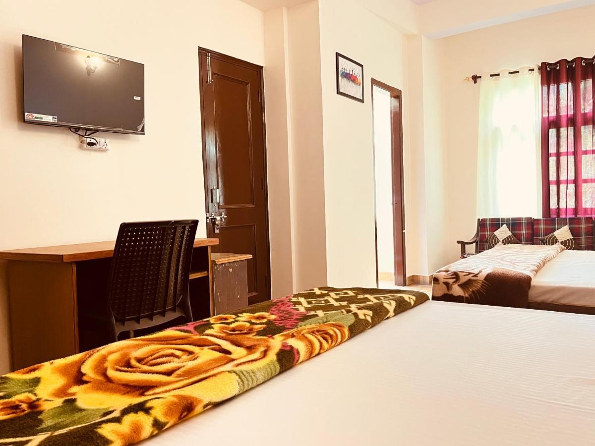 Residence Inn Homestay Shimla Eksteriør billede
