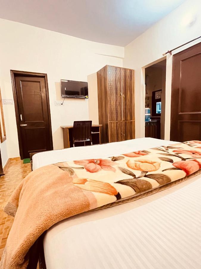 Residence Inn Homestay Shimla Eksteriør billede